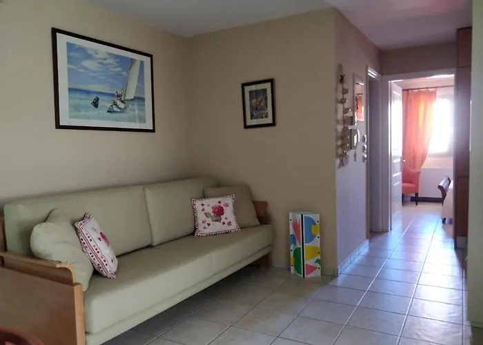 Sior Dionysios アパート